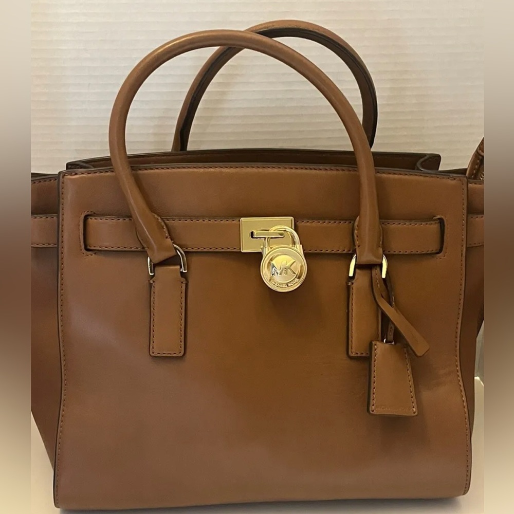 Pre-Owned Michael Kors Brown Leather Handbag